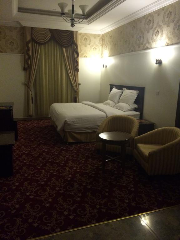 Al Denny Aparthotel Jeddah Værelse billede